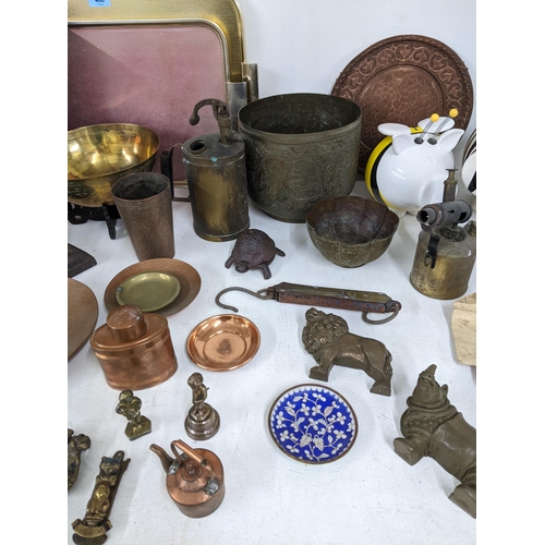 468 - A mixed lot to include a cased Imperial typewriter, various Indian, Chinese and other brassware, a b... 