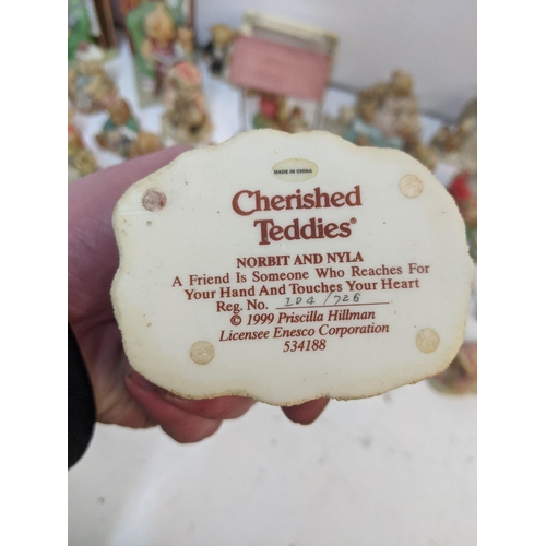 345 - Cherished and other model teddy bears Location: 4.2
If there is no condition report shown, please re... 