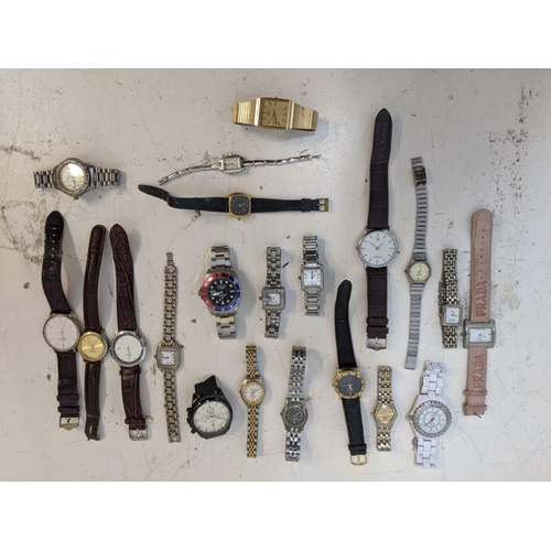 346 - Various fashion ladies and gentleman's wristwatches
Location: cab
If there is no condition report sh... 