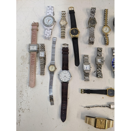 346 - Various fashion ladies and gentleman's wristwatches
Location: cab
If there is no condition report sh... 