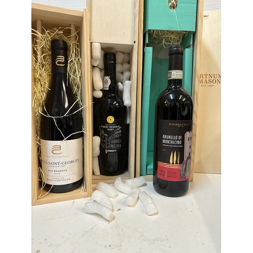 1 - A single bottle of Fortnum and Mason Brunello Dr Montalcino 2017, 750nl, a single bottle of Whytingh... 