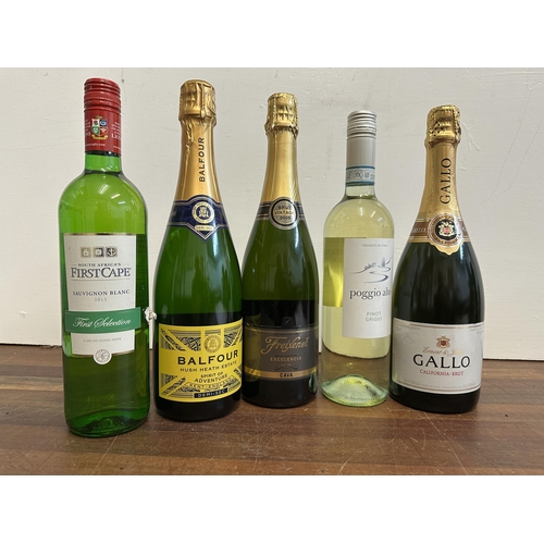 124 - Five bottles to include Gallo California Brut, Pinot Grigio, Cava, Balfour Demi Sec
Location:
If the... 