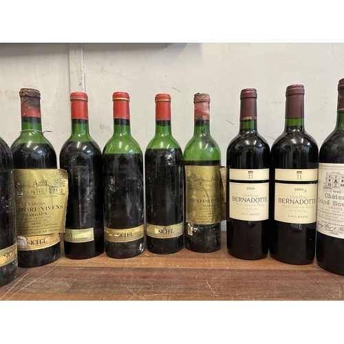 54 - Twenty two bottles of red wines to include Chateau Grand Bourdieu 1990, Chateau Durfort-Vivens Marga... 