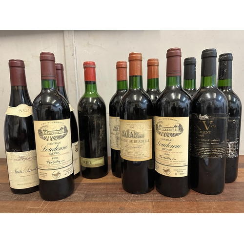 54 - Twenty two bottles of red wines to include Chateau Grand Bourdieu 1990, Chateau Durfort-Vivens Marga... 