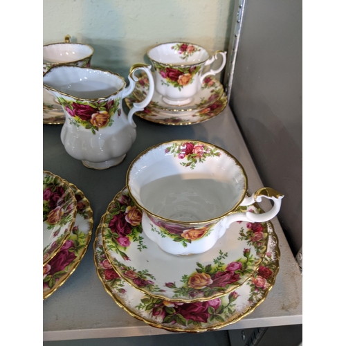 328 - Royal Albert Old Country Roses pattern to include' six side plates, saucers and cups a lidded pot, m... 