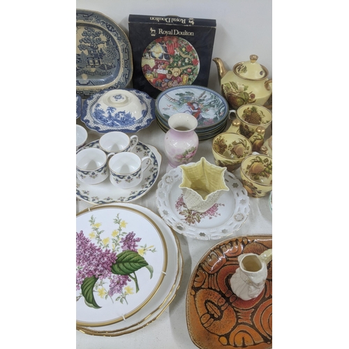 370 - A large mixed lot of pottery and ceramics to include a Belleek vase, pin dish and one other, Villero... 