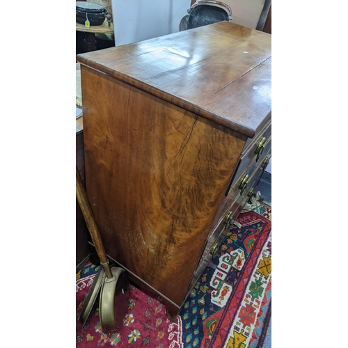 383 - A George III mahogany chest of two short and three long drawers, 101cm h x 100.5cm w
Location: A3M
I... 