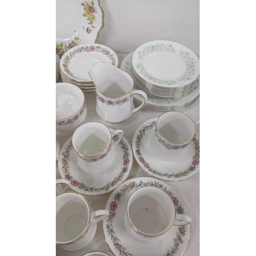 43 - Mixed ceramics to include a Royal Albert part tea service to include cups and saucers and side plate... 