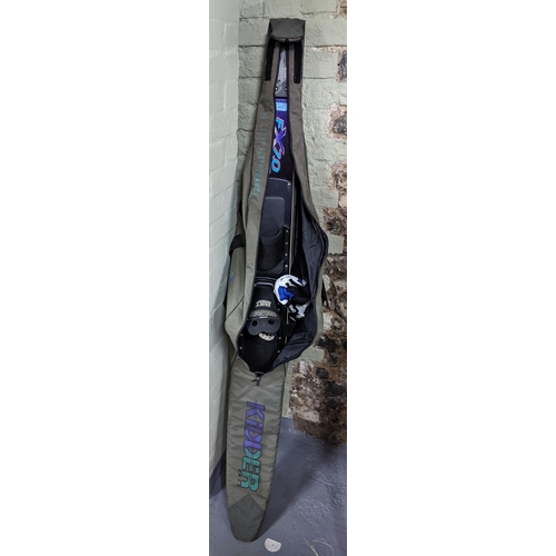 532 - A Kidder FX70 graphite mono ski with gloves and slip case Location: G
If there is no condition repor... 