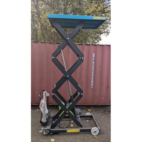 529 - A very large Advanced Handlin scissor lift
Location: BB CON
If there is no condition report shown, p... 