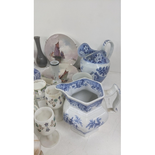 510 - Mixed ceramics and collectables to include a 1904 Royal Worcester flat back, Wedgwood commemorative ... 