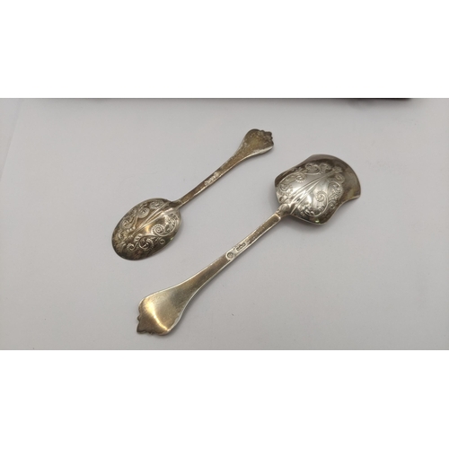 16 - Francis Howard set of six silver tea spoons and sugar scoop having floral bowls and terminals hallma... 