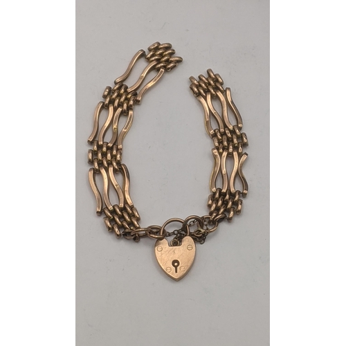 A 9ct rose gold gate link bracelet having a heart shaped padlock clasp, A/F, 13.4g
Location:
If there is no condition report shown, please request