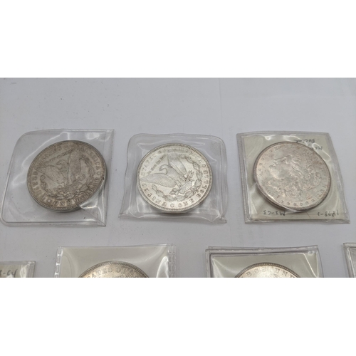 67 - A collection of American silver coinage to include 11 Morgan dollars dated 1878, 1921, 1883 and othe... 