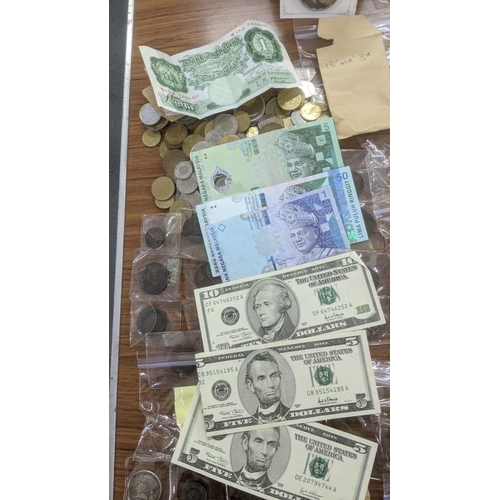 World coinage and bank notes to include pre 1920 and pre 1947 three ...