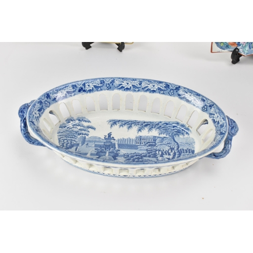 10 - A selection of early 19th century Masons blue and white earthenware, circa 1820, each transfer-print... 