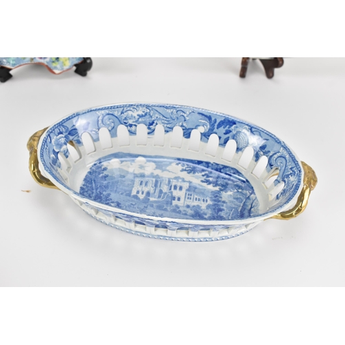 10 - A selection of early 19th century Masons blue and white earthenware, circa 1820, each transfer-print... 