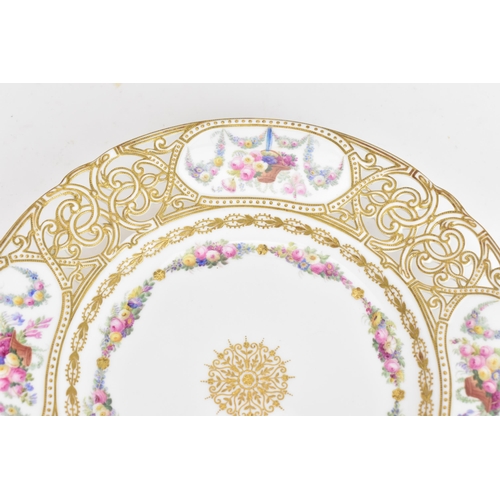 105 - Two cabinet plates to include a Copeland plate circa 1860s with pierced basket weave border 'jewelle... 