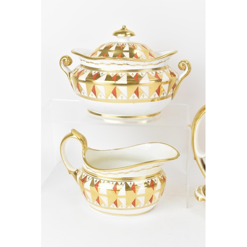 33 - An early 19th century Masons tea set, pattern no 284, consisting of a teapot with stand, sucrier, cr... 