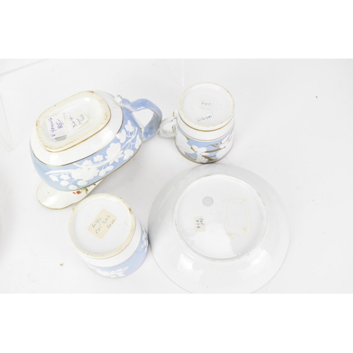 63 - A selection of early 19th century Masons teaware to include a cup, saucer and cream jug in the patte... 