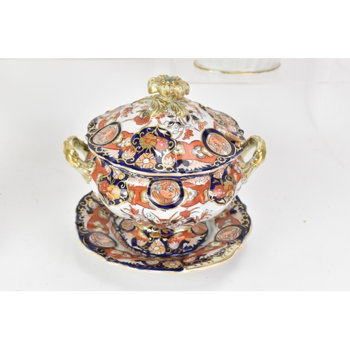 66 - A selection of 19th century Mason ware to include an early 19th century sauce tureen, lid and stand,... 