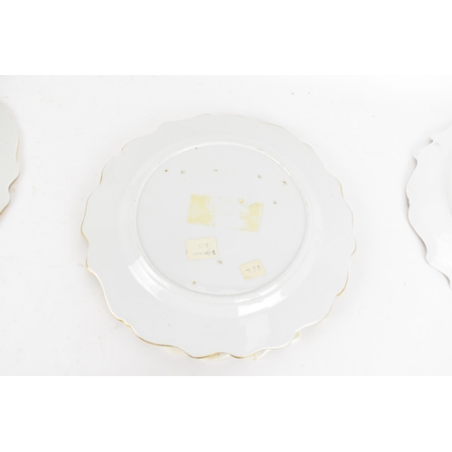 79 - Five early 19th century Masons cabinet/dessert plates, each decorated with floral designs to include... 