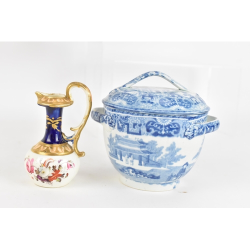 86 - A selection of 19th century Masons ware to include a circa 1820-30 relief moulded ironstone jug, two... 