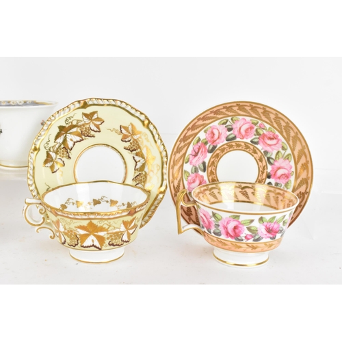 90 - A selection of 19th century tea cups and matching saucers, to include an early 19th century Grainger... 