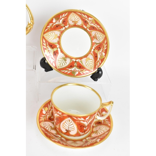 95 - A selection of early 19th century Derby porcelain to include a circa 1820 tea cup and saucer with a ... 