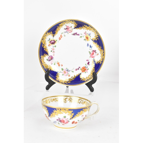 95 - A selection of early 19th century Derby porcelain to include a circa 1820 tea cup and saucer with a ... 