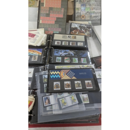 273 - ***THIS LOT HAS BEEN WITHDRAWN***A large quantity of postage stamps and First Day covers to include ... 