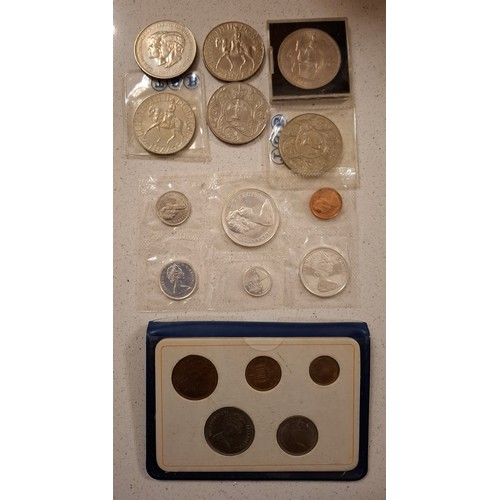 46 - A quantity of costume jewellery, British coins, commemorative collectors teaspoons and watches to in... 