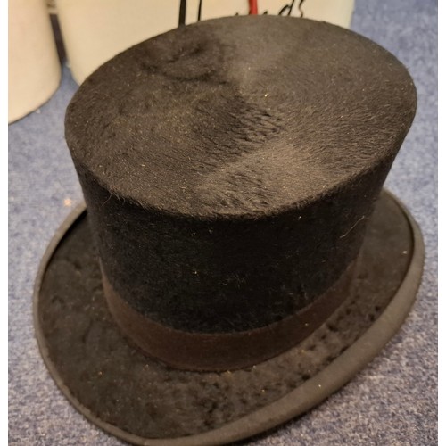 94 - A Hope Brothers black beaver top hat, approx 19.5cm front to back, 16cm side to side and 55cm intern... 