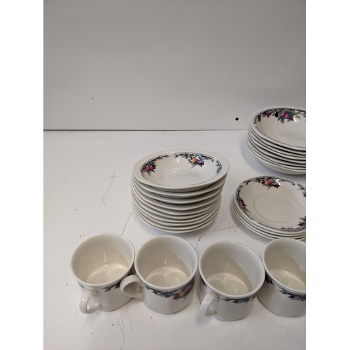 170 - A Royal Doulton 'Autumn's Glory' pattern part dinner service to include bowls, plates, mugs and sauc... 