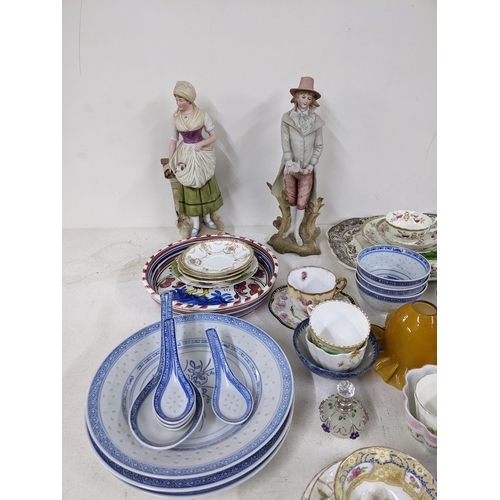 18 - A mixed lot of china and ceramics to include meat plates, Chinese style bowls, collectors spoons and... 