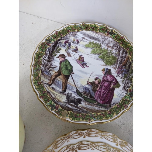 20 - A mixed china to include Spode Christmas plates, Bartlam teapots and other vases with floral decorat... 