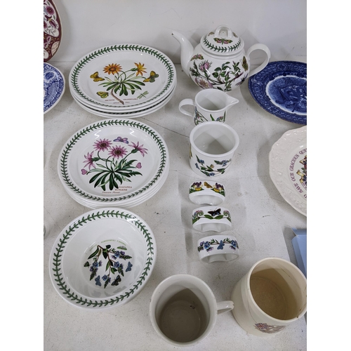 22 - Portmerion Botanical gardens dinner plates, side plates, bowls, a teapot, napkin rings, also to incl... 