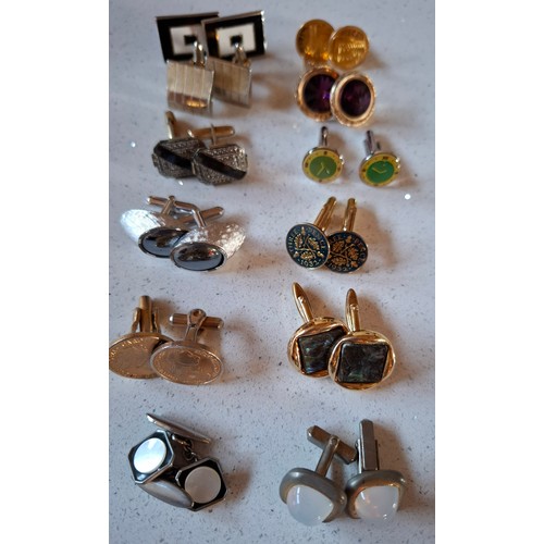 37 - A mixed lot comprising costume jewellery, coins and a boxed Cross pen set to include marcasite brooc... 