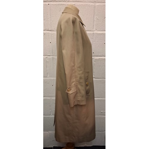 2 - Burberrys- A 1980's/90's ladies mid length Camden Heritage car coat, in a honey colour, UK12R, havin... 