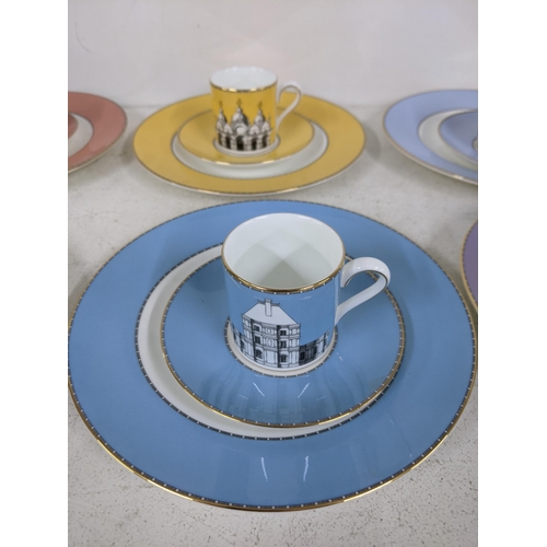 30 - Wedgwood to include The Grand Tour collection and some blue jasperware
Location: 1.5
If there is no ... 