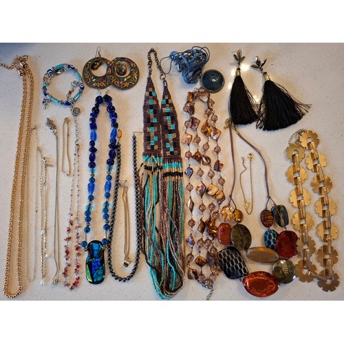 113 - Vintage and modern costume jewellery to include American Buckeye bead necklaces, Aurora Borealis nec... 