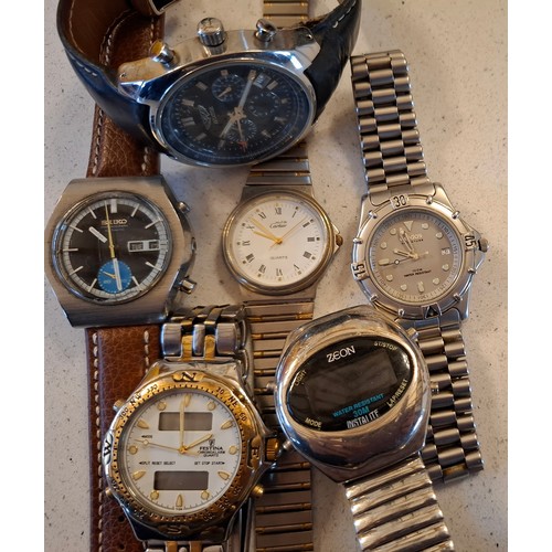 114 - THIS LOT HAS BEEN WITHDRAWN
A quantity of modern gents wristwatches to include a Seiko chronograph a... 