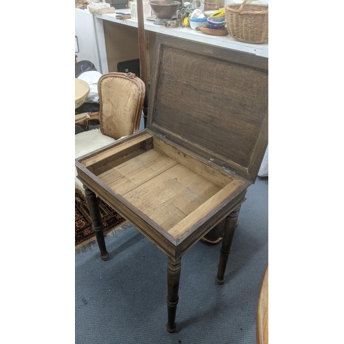 441 - Mixed furniture to include an early 20th century French armchair together with oak desk, a pin circu... 