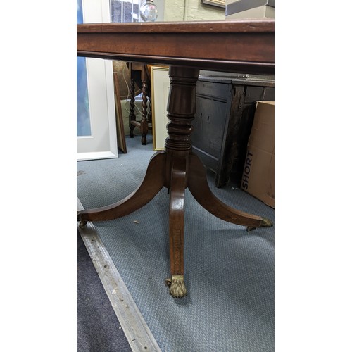 160 - A Regency mahogany breakfast table having brass inlaid and on four splayed legs, 72.5H x 140W
Locati... 