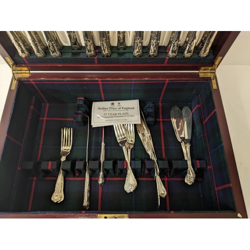 171 - An Arthur Price of England canteen of cutlery with tartan lining
Location: GM
If there is no conditi... 