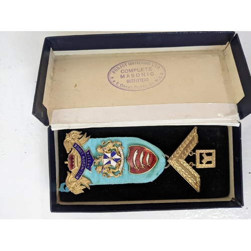 179 - A group of silver masonic medals to include a Boileau Lodge no 6862 founder medal, a Hillingdon Lodg... 