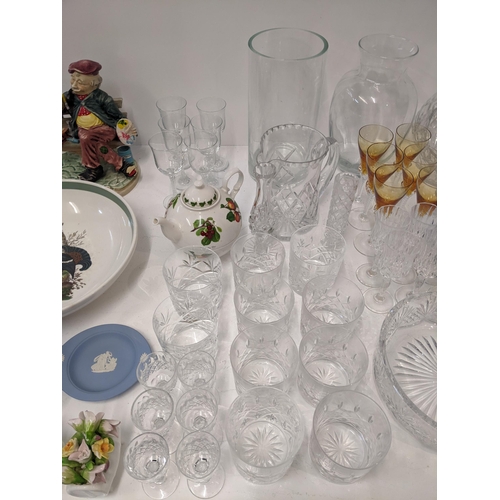 187 - A mixed lot of ceramics and glassware, Wedgwood jasperware dressing table items, a Portmerion Pomona... 