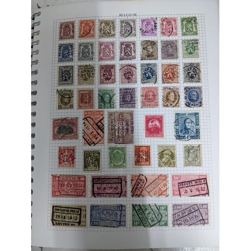 338 - A quantity of stamps from around the world mounted in various albums, some loose, along with various... 