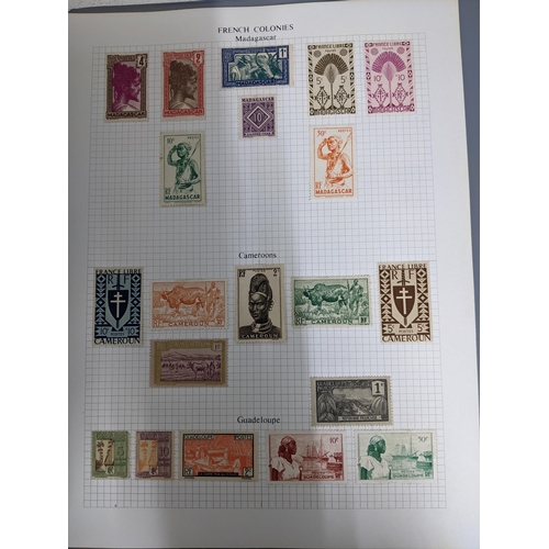 338 - A quantity of stamps from around the world mounted in various albums, some loose, along with various... 