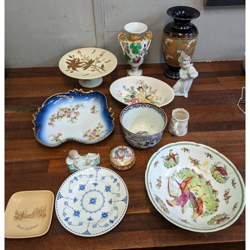 284 - A mixed lot of ceramics to include a 19th century French hand painted vase, two Lladro figures, a Li... 